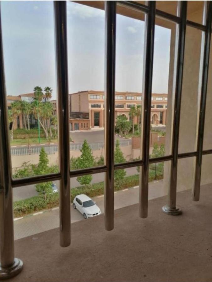 Appartement Un Elegant Meuble A Louer A Marrakech Avec Deux Piscines Et Vue Magnifique